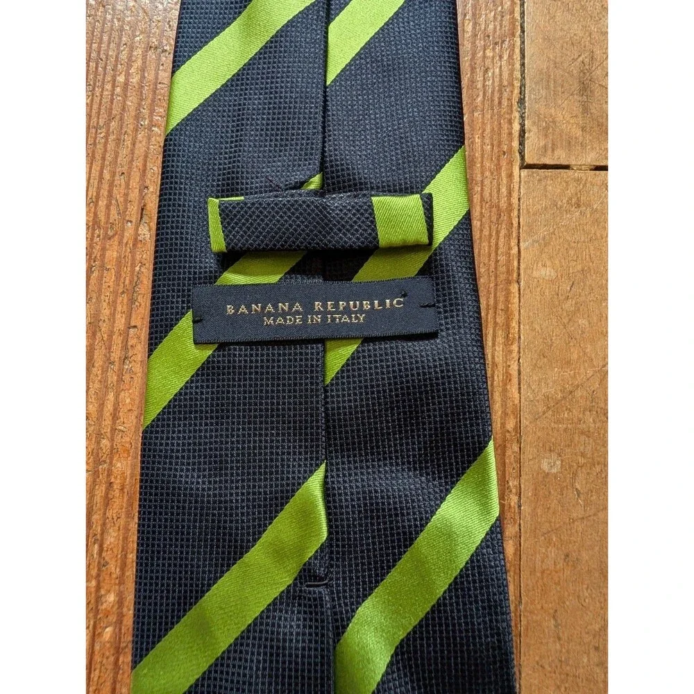 Banana Republic Tie Mens Necktie Dark Blue And Green Business Suit Made In Italy